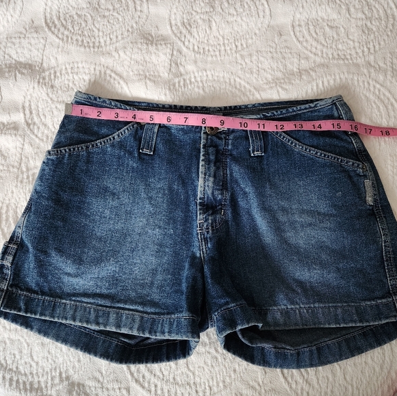 Y2k 90s Low Rise Shorts Silver Women's size 30 Jeans Shorts  Festival - Picture 5 of 6